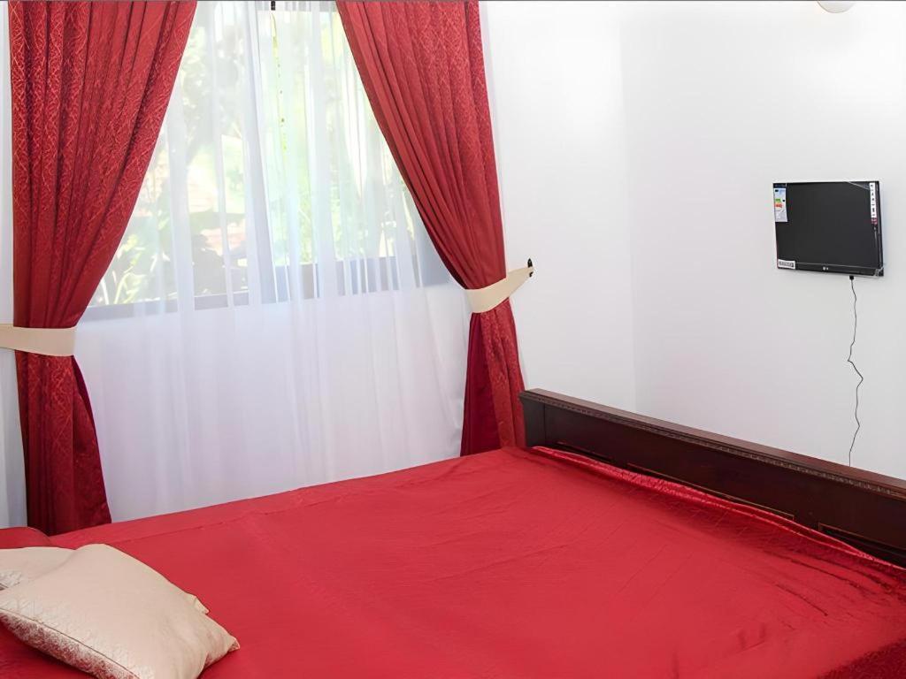 The Mgs Hotel Elpitiya  Extérieur photo