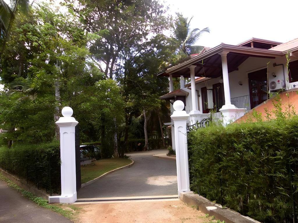 The Mgs Hotel Elpitiya  Extérieur photo
