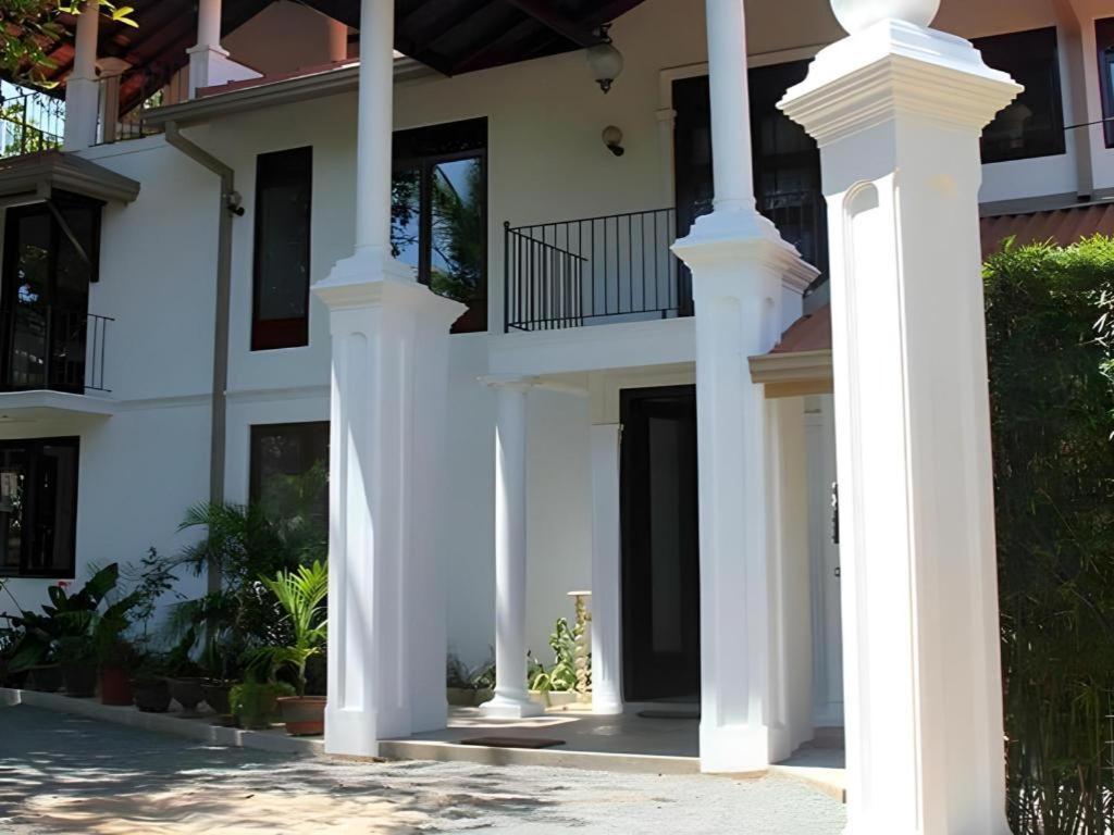 The Mgs Hotel Elpitiya  Extérieur photo