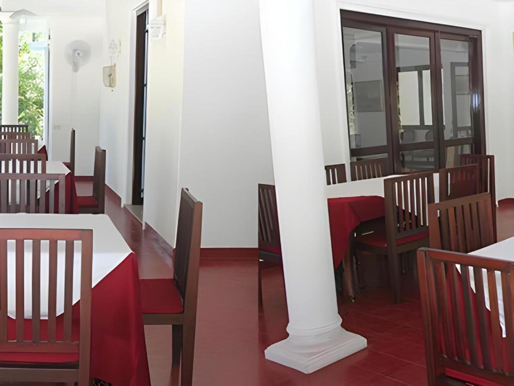 The Mgs Hotel Elpitiya  Extérieur photo