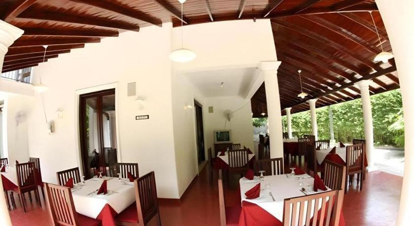 The Mgs Hotel Elpitiya  Extérieur photo