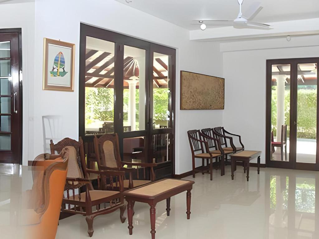 The Mgs Hotel Elpitiya  Extérieur photo